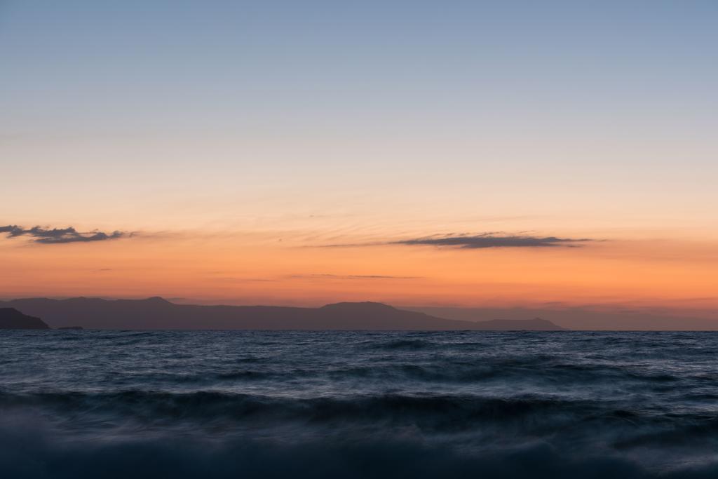 Ocean Waves Hotel Chania  Zewnętrze zdjęcie