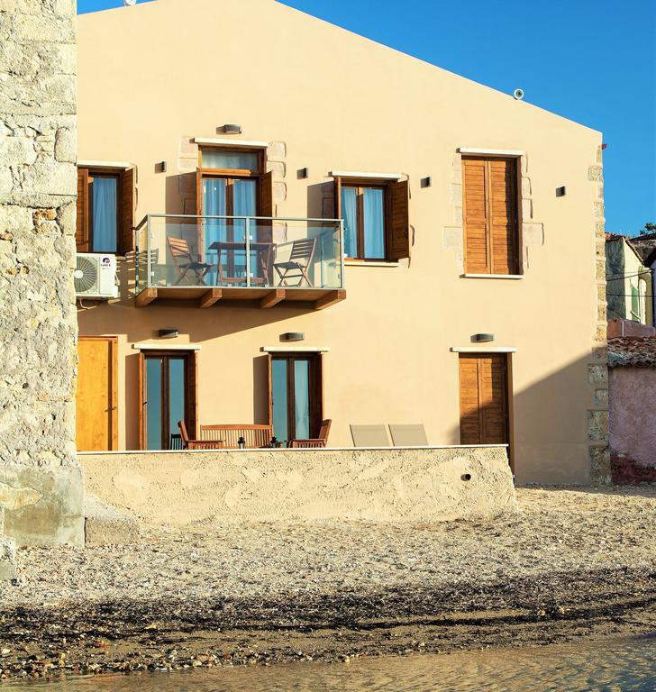 Ocean Waves Hotel Chania  Zewnętrze zdjęcie